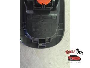 Gebruikte Raam schakelaar elektrisch Ford Transit Custom 2.0 TDCi 16V Eco Blue 170 Prijs € 20,00 Margeregeling aangeboden door Rooie Ben autodemontage