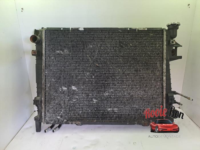 Gebruikte Radiateur Dodge Ram 1500 (DR/DH/D1/DC/DM) 5.7 V8 Hemi 1500 4x2 Prijs op aanvraag aangeboden door Rooie Ben autodemontage