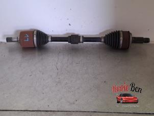 Gebruikte Aandrijfas links-voor Honda HR-V (RU) 1.5 i-VTEC 16V Prijs € 200,00 Margeregeling aangeboden door Rooie Ben autodemontage