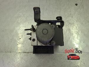 Gebruikte ABS Pomp Chevrolet Avalanche 5.3 V8 4WD Crew Cab Prijs € 350,00 Margeregeling aangeboden door Rooie Ben autodemontage