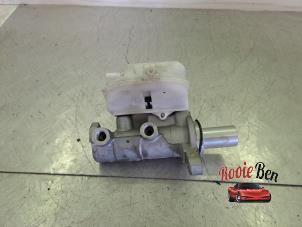 Gebruikte Hoofdremcilinder Ford Transit Custom 2.0 TDCi 16V Eco Blue 170 Prijs op aanvraag aangeboden door Rooie Ben autodemontage