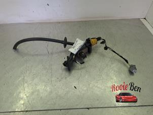 Gebruikte Koppeling Hoofd Cilinder Ford Transit Custom 2.0 TDCi 16V Eco Blue 170 Prijs op aanvraag aangeboden door Rooie Ben autodemontage