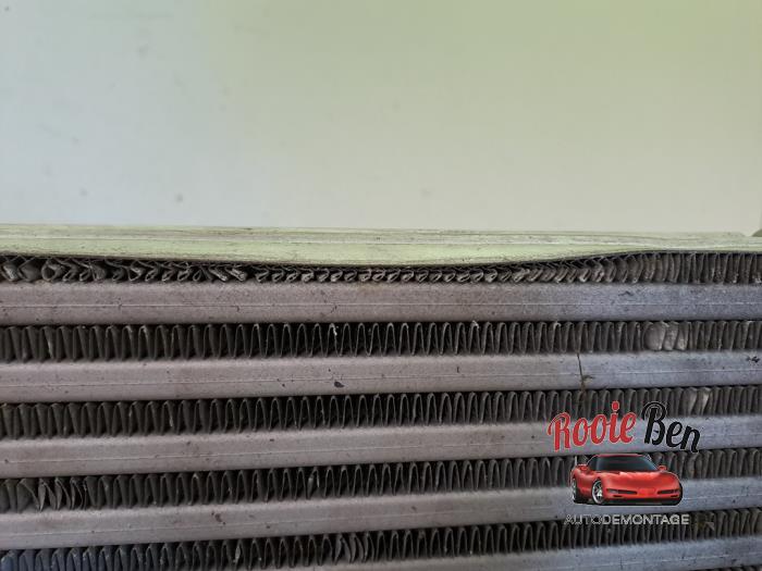 Intercooler van een Ford Transit Custom 2.0 TDCi 16V Eco Blue 170 2018