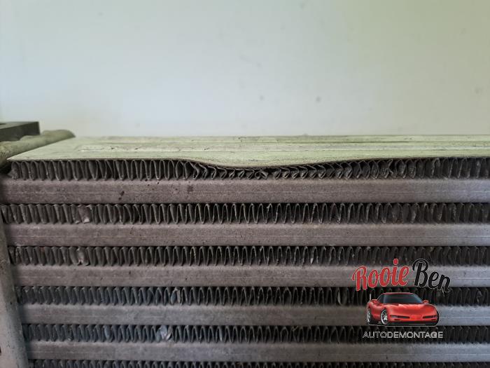 Intercooler van een Ford Transit Custom 2.0 TDCi 16V Eco Blue 170 2018