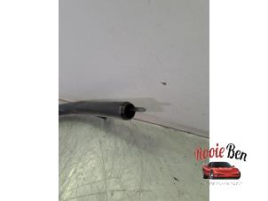 Gebruikte Olie Peilstok Dodge Ram 1500 (DR/DH/D1/DC/DM) 5.7 V8 Hemi 1500 4x2 Prijs op aanvraag aangeboden door Rooie Ben autodemontage