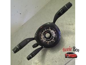 Gebruikte Combischakelaar Stuurkolom Tesla Model S 70D Prijs op aanvraag aangeboden door Rooie Ben autodemontage