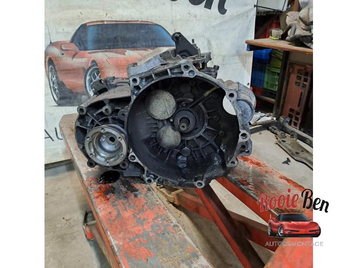 Gebruikte Versnellingsbak Audi Q3 (8UB/8UG) 2.0 TDI 16V 140 Prijs € 600,00 Margeregeling aangeboden door Rooie Ben autodemontage