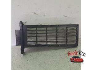 Gebruikte Kachel Verwarmingselement Kia Rio III (UB) 1.1 CRDi VGT 12V Prijs op aanvraag aangeboden door Rooie Ben autodemontage