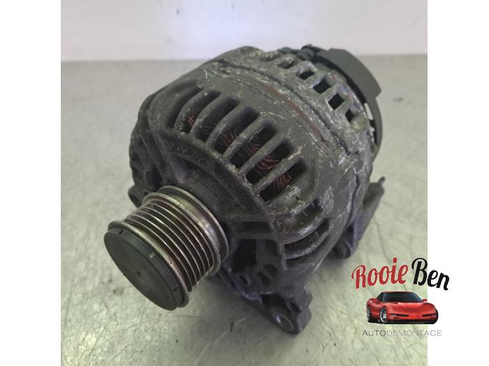 Gebruikte Dynamo Volkswagen Golf V (1K1) 2.0 FSI 16V Prijs € 25,00 Margeregeling aangeboden door Rooie Ben autodemontage