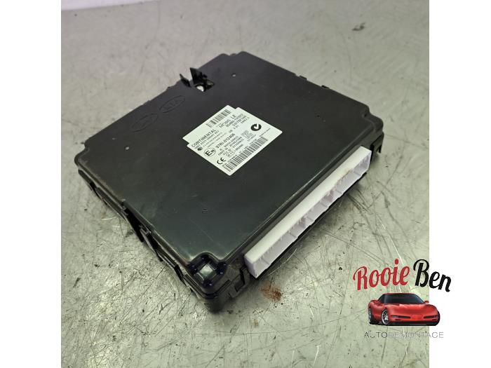 Gebruikte Smart entry computer Kia Rio III (UB) 1.2 CVVT 16V Prijs op aanvraag aangeboden door Rooie Ben autodemontage