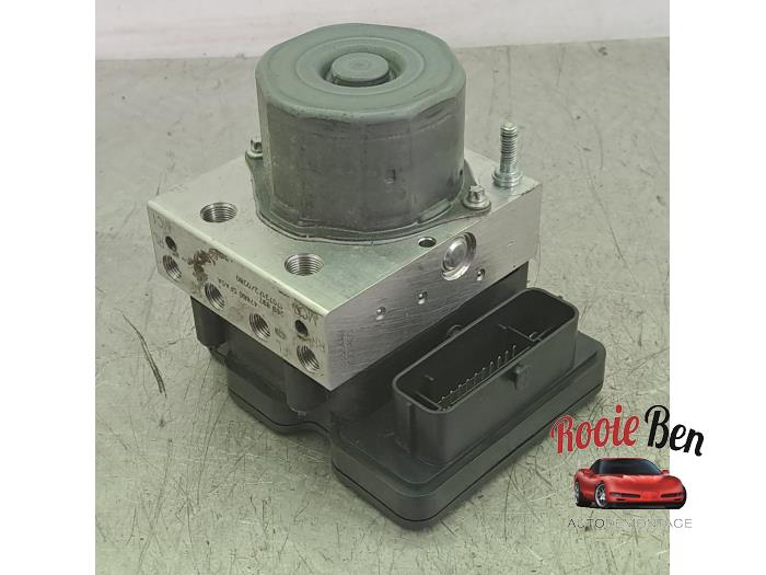 Gebruikte ABS Pomp Nissan Micra (K14) 0.9 IG-T 12V Prijs € 100,00 Margeregeling aangeboden door Rooie Ben autodemontage