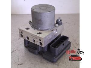 Gebruikte ABS Pomp Tesla Model 3 Standard RWD Plus Prijs € 250,00 Margeregeling aangeboden door Rooie Ben autodemontage