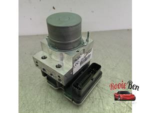 Gebruikte ABS Pomp Nissan Townstar 1.3 TCE 130 16V Prijs € 300,00 Margeregeling aangeboden door Rooie Ben autodemontage