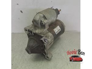 Gebruikte Startmotor Dacia Sandero I (BS) 1.6 Prijs € 25,00 Margeregeling aangeboden door Rooie Ben autodemontage