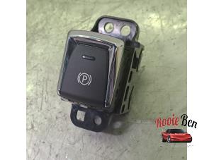 Gebruikte Handrem schakelaar Nissan Leaf (ZE1) e+ 59/62kWh Prijs op aanvraag aangeboden door Rooie Ben autodemontage