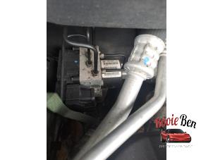 Gebruikte ABS Pomp Jeep Compass I (MK49) 2.4 16V 4x4 Prijs € 200,00 Margeregeling aangeboden door Rooie Ben autodemontage