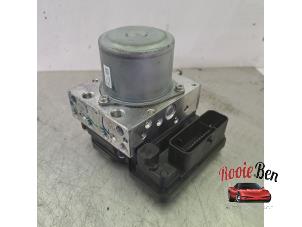 Gebruikte ABS Pomp Nissan Leaf (ZE1) e+ 59/62kWh Prijs op aanvraag aangeboden door Rooie Ben autodemontage