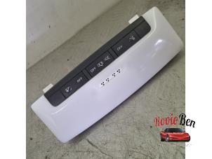 Gebruikte Binnenverlichting voor Nissan Leaf (ZE1) e+ 59/62kWh Prijs op aanvraag aangeboden door Rooie Ben autodemontage