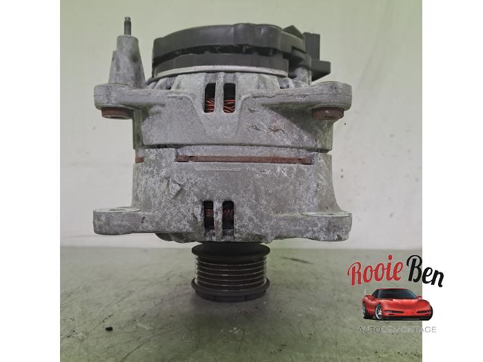 Dynamo van een Volkswagen Passat Variant (3C5) 2.0 FSI 16V 2006