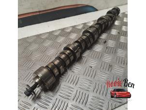 Gebruikte Nokkenas Dodge Ram 1500 (DR/DH/D1/DC/DM) 5.7 V8 Hemi 1500 4x4 Prijs op aanvraag aangeboden door Rooie Ben autodemontage