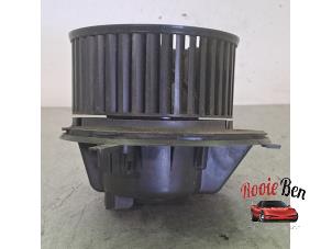 Gebruikte Chaufage Ventilatiemotor Volkswagen Caddy III (2KA,2KH,2CA,2CH) 2.0 TDI 16V 4Motion Prijs € 45,00 Margeregeling aangeboden door Rooie Ben autodemontage