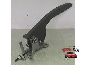 Gebruikte Handrem Mechaniek Nissan Townstar 1.3 TCE 130 16V Prijs op aanvraag aangeboden door Rooie Ben autodemontage