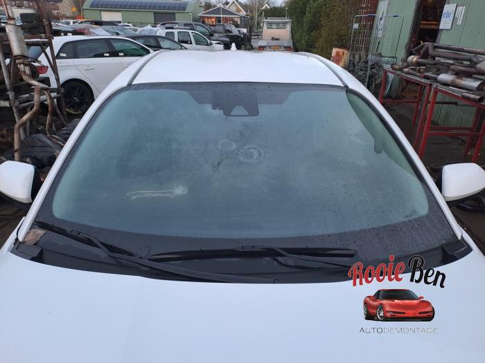 Voorruit van een Toyota Yaris IV (P21/PA1/PH1) 1.5 12V Hybrid 115 2021