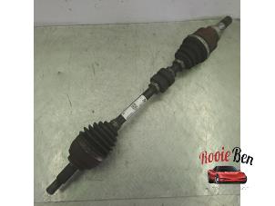 Gebruikte Aandrijfas links-voor Nissan Micra (K14) 0.9 IG-T 12V Prijs € 50,00 Margeregeling aangeboden door Rooie Ben autodemontage