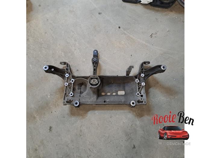 Gebruikte Subframe Audi Q3 (8UB/8UG) 2.0 TDI 16V 140 Prijs € 100,00 Margeregeling aangeboden door Rooie Ben autodemontage