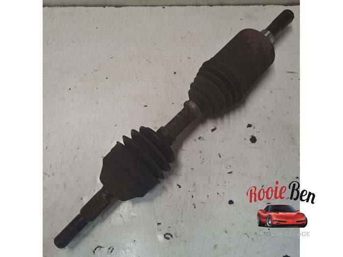 Gebruikte Steekas links-voor Jeep Cherokee/Liberty (KJ) 2.8 CRD 16V Prijs € 100,00 Margeregeling aangeboden door Rooie Ben autodemontage