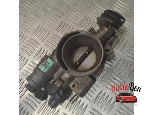 Gebruikte Gasklephuis Chrysler Voyager/Grand Voyager (RG/RS) 3.3 V6 Prijs € 50,00 Margeregeling aangeboden door Rooie Ben autodemontage