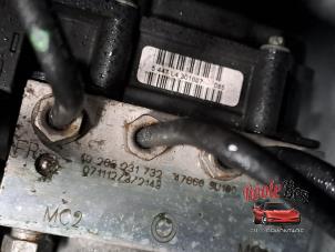 Gebruikte ABS Pomp Nissan Note (E11) 1.4 16V Prijs € 100,00 Margeregeling aangeboden door Rooie Ben autodemontage