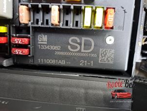 Gebruikte Zekeringkast Opel Astra J Sports Tourer (PD8/PE8/PF8) 1.4 Turbo 16V Prijs € 70,00 Margeregeling aangeboden door Rooie Ben autodemontage