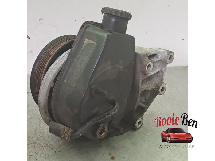 Gebruikte Servopomp Dodge Ram 1500 (BR/BE) 5.2 4x2 Prijs € 75,00 Margeregeling aangeboden door Rooie Ben autodemontage