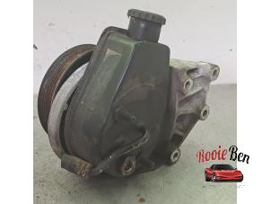 Gebruikte Servopomp Dodge Ram 1500 (BR/BE) 5.2 4x2 Prijs op aanvraag aangeboden door Rooie Ben autodemontage