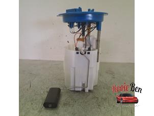 Gebruikte Tank element Pomp Skoda Fabia III Combi (NJ5) 1.2 TSI 16V Greentech Prijs € 50,00 Margeregeling aangeboden door Rooie Ben autodemontage