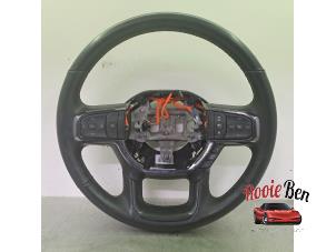 Gebruikte Stuurwiel Dodge 1500 Crew Cab (DS) 5.7 Hemi V8 4x4 Prijs op aanvraag aangeboden door Rooie Ben autodemontage