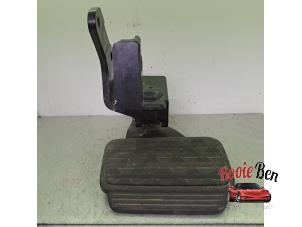 Gebruikte Treeplank achter Dodge 1500 Crew Cab (DS) 5.7 Hemi V8 4x4 Prijs op aanvraag aangeboden door Rooie Ben autodemontage