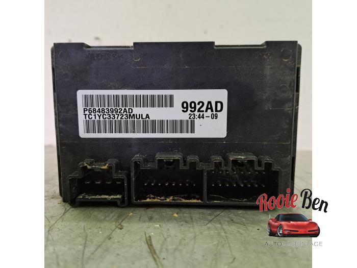 Gebruikte Computer 4x4 Dodge 1500 Crew Cab (DS) 5.7 Hemi V8 4x4 Prijs op aanvraag aangeboden door Rooie Ben autodemontage