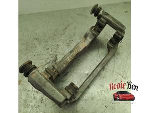 Gebruikte Remzadel rechts-voor Dodge 1500 Crew Cab (DS) 5.7 Hemi V8 4x4 Prijs op aanvraag aangeboden door Rooie Ben autodemontage