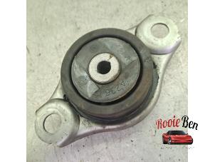 Gebruikte Motorrubber Fiat 500 (312) 0.9 TwinAir 80 Prijs € 25,00 Margeregeling aangeboden door Rooie Ben autodemontage