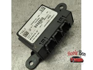 Gebruikte Parkeerhulp computer Tesla Model S 70D Prijs op aanvraag aangeboden door Rooie Ben autodemontage