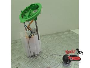 Gebruikte Tank element Pomp Volkswagen Golf VIII (CD1) 1.4 eHybrid 16V Prijs op aanvraag aangeboden door Rooie Ben autodemontage