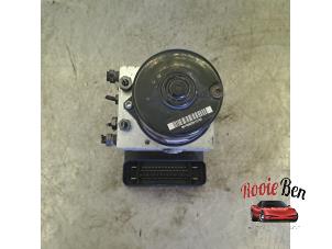 Gebruikte ABS Pomp Ford Fiesta 6 (JA8) 1.25 16V Prijs € 50,00 Margeregeling aangeboden door Rooie Ben autodemontage