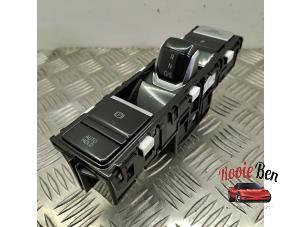 Gebruikte Selectiehendel automaat Volkswagen Golf VIII (CD1) 1.4 eHybrid 16V Prijs op aanvraag aangeboden door Rooie Ben autodemontage