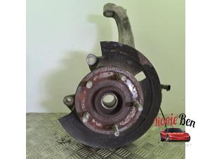 Gebruikte Fusee rechts-voor Dodge 1500 Crew Cab (DS) 5.7 Hemi V8 4x4 Prijs op aanvraag aangeboden door Rooie Ben autodemontage