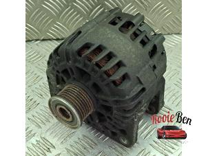 Gebruikte Dynamo Opel Vivaro 2.0 CDTI 16V Prijs op aanvraag aangeboden door Rooie Ben autodemontage