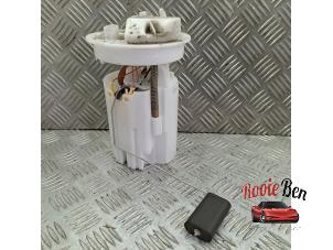 Gebruikte Brandstofpomp Elektrisch Ford Fiesta 6 (JA8) 1.0 EcoBoost 12V 100 Prijs op aanvraag aangeboden door Rooie Ben autodemontage