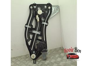 Gebruikte Raammechaniek 2Deurs links-achter Peugeot 207 CC (WB) 1.6 16V Prijs € 100,00 Margeregeling aangeboden door Rooie Ben autodemontage