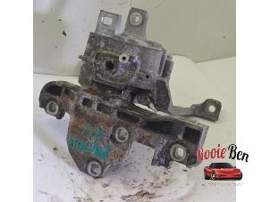 Gebruikte Motorrubber Mercedes CLA Shooting Brake (118.6) 1.3 CLA-250 e Turbo 16V Prijs € 50,00 Margeregeling aangeboden door Rooie Ben autodemontage